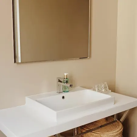 Hotel Home Arcachon فندق 4*