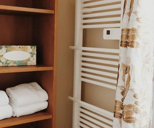 Hotel Home Arcachon Отель